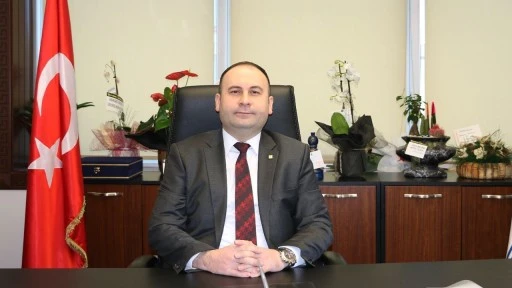 Güçyetmez’den 10 Kasım mesajı: Fikirleri ve idealleri insanlığa ışık tutuyor