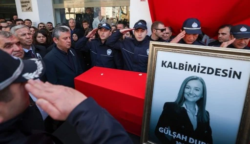 Gülşah Durbay son yolculuğuna gözyaşlarıyla uğurlandı