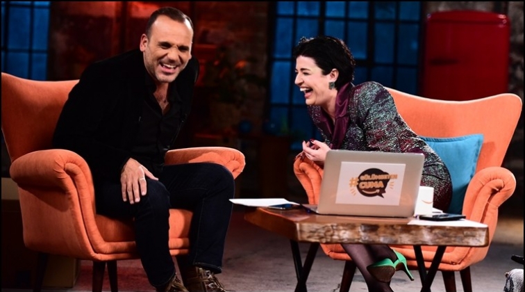 G&uuml;l&uuml;mseten Cuma Live, s&uuml;rprizlerle devam ediyor!