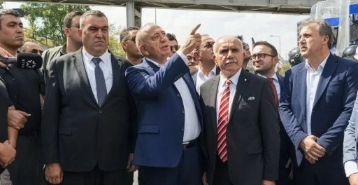 G&uuml;rsel Tekin ve heyeti 'kayyımlığa' devam edecek