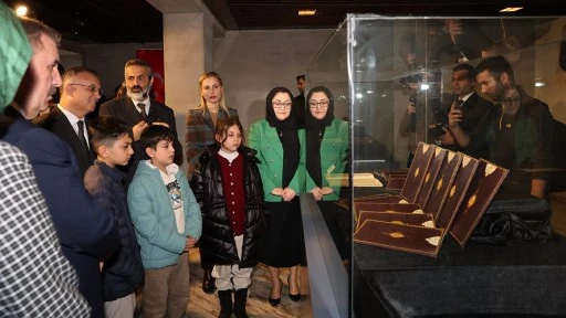 &ldquo;Haremeyn Hatıraları, Kutsal Yolculuğun İzleri Sergisi&rdquo; a&ccedil;ıldı