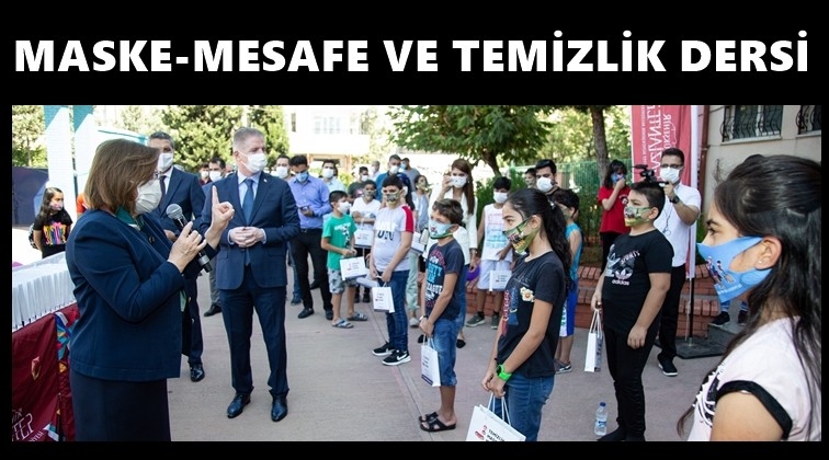 Hijyen dersleri devam ediyor...