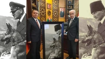Hitler'in 'Atat&uuml;rk montajlı' fotoğrafını Bah&ccedil;eli'ye hediye etti!
