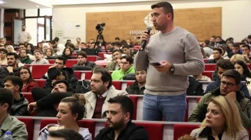 HKÜ’de “Türkiye Yüzyılı’nda Mühendislik Eğitimi” konferansı