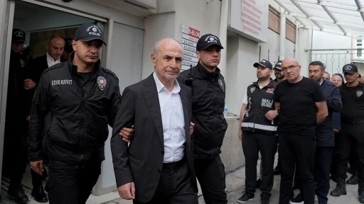 H&uuml;crede 2 kitap yazdı ama iddianamesi yazılmadı!