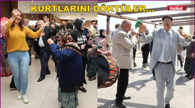 Huzurevi sakinleri doyasıya eğlendi...