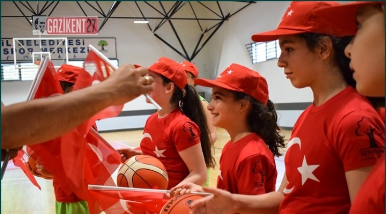 İbrahimli Spor Merkezi&rsquo;nde coşkulu kutlama