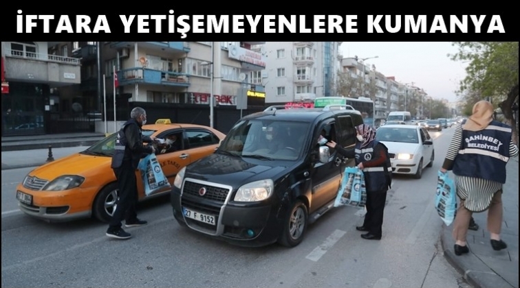 İftara yetişemeyenlere kumanya...