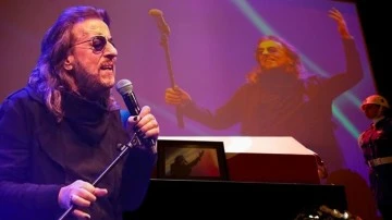 İlhan İrem, &lsquo;Işık ve sevgiyle&rsquo; uğurlandı...