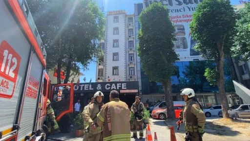 İstanbul'da otel yemekhanesinde yangın!