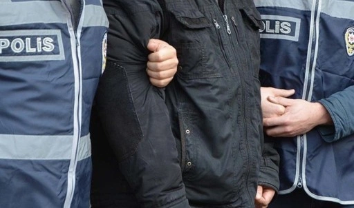 İstanbul'da tehditle para isteyen şüpheli adliyeye sevk edildi!