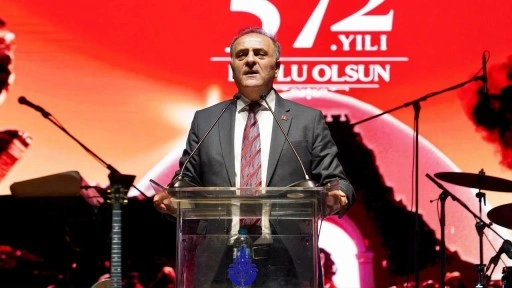 İstanbul'un fethinin 572'nci yıl dönümü kutlandı: İmamoğlu'na selam gönderildi
