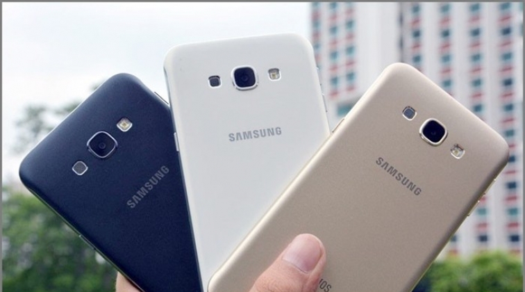 İşte Samsung'un çerçevesiz yeni telefonu!