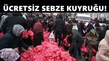 İşte Türkiye Yüzyılı! Kar altında ücretsiz sebze kuyruğu!