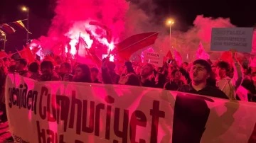 Kadıköy'de coşkulu buluşma: Yeniden Cumhuriyet Kavgasına 