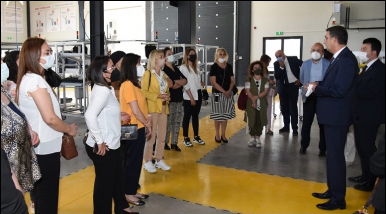 Kadın girişimcilerden Model Fabrika'ya ziyaret