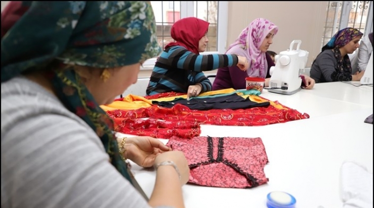 Kadınlardan giyim kursuna yoğun ilgi