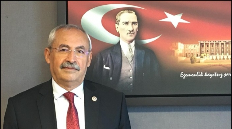 Kaplan'dan  &Ouml;ğretmenler G&uuml;n&uuml; mesajı