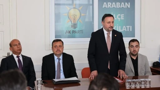 Karayel, Gaziantep’in tüm ilçelerinde teşkilatlarla buluştu