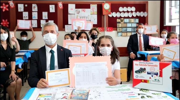 Karne sevincine ortak oldular...