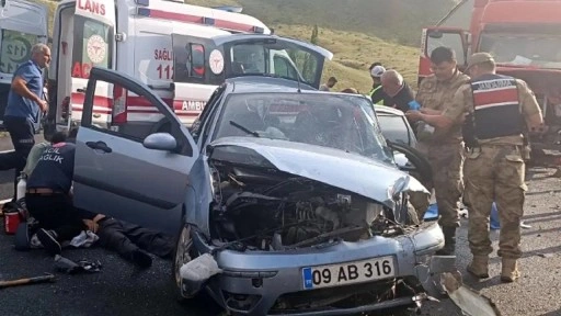 Kars'ta feci kaza... Ölü ve yaralılar var!