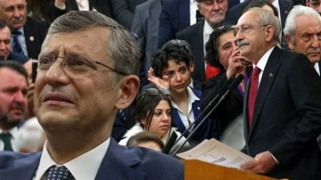 Kılı&ccedil;daroğlu konuşurken &Ouml;zg&uuml;r &Ouml;zel'in g&ouml;zleri doldu