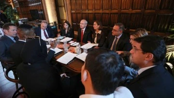Kılı&ccedil;daroğlu, Londra temaslarına başladı