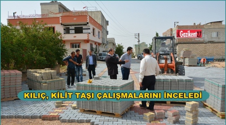 Kilit taşı &ccedil;alışmalarını yerinde inceledi