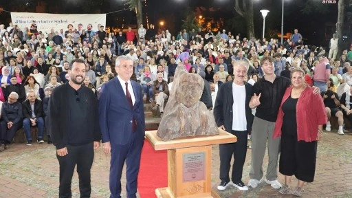 Kıyıya vuran Lenin heykeli, Akçakoca'da sergileniyor