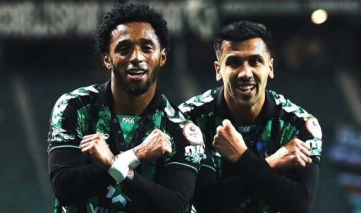 Kocaelispor'dan 7 gollü galibiyet: Adım adım Süper Lig'e!