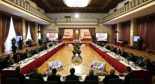 Komisyonda kavga! DEM Partililer toplantıyı terk etti