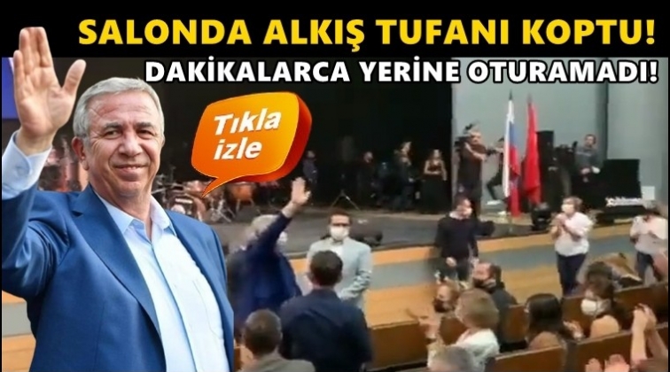 Konsere gitti, ortalık yıkıldı, dakikalarca oturamadı!