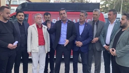 Konya'da miting çalışması sırasında CHP'ye silahlı saldırı!