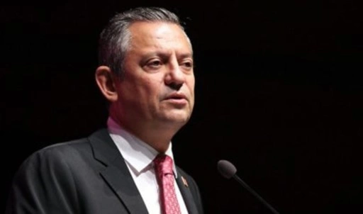 Liderlerden CHP Genel Başkanlığına yeniden seçilen Özgür Özel'e tebrik mesajları