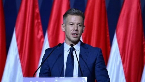 Macaristan'da Orban'ın 16 yıllık iktidarı sona erdi