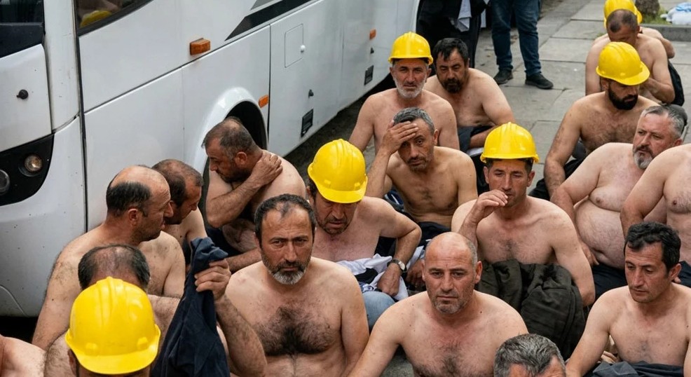 Maden iş&ccedil;ileri a&ccedil;lık grevi kararı aldı!