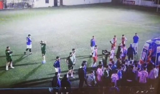 Maltepe'de halı saha maçı sırasında fenalaştı, hastanede hayatını kaybetti