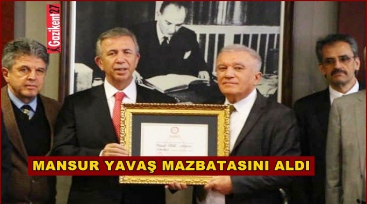 Mansur Yavaş mazbatasını aldı