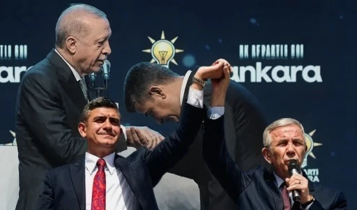 Mansur Yavaş'tan 'Levent Ko&ccedil;' a&ccedil;ıklaması: Elimi &ouml;pmek istedi, &ouml;pt&uuml;rmedim!