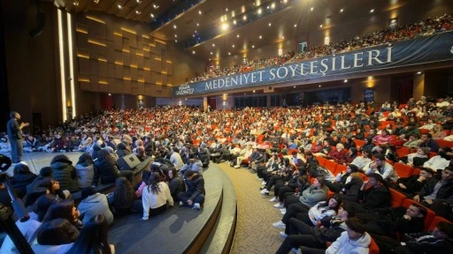 Medeniyet Söyleşileri’nin konuğu Gri Koç oldu