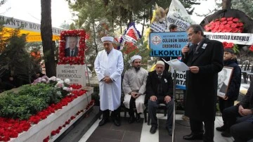 Merhum Erdemoğlu mezarı başında anıldı...