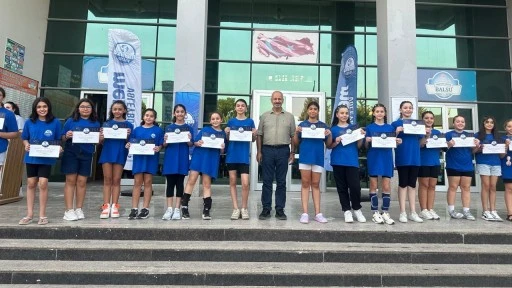 Merinos Voleybol yaz okulu kursları tamamlandı
