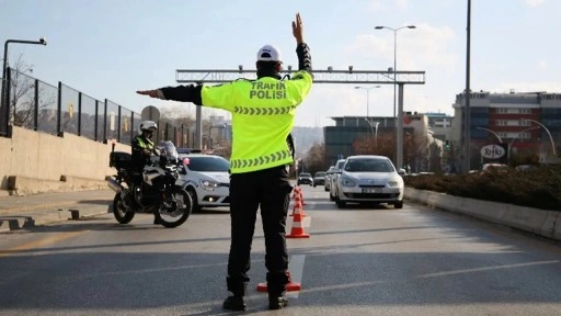 Mersin'de 5 bin 179 motosiklet sürücüsüne 22 milyon lira ceza kesildi