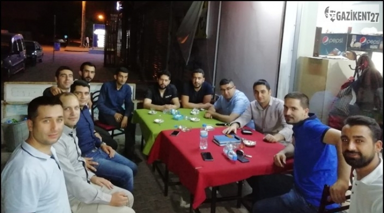 Meslek Lisesi mezunları iftar yemeğinde buluştu