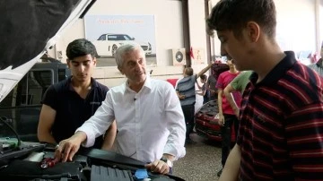 Mesleki Eğitim &ouml;ğrencilerine 500 TL destek