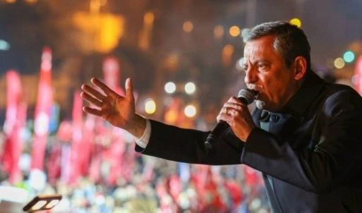 Millet laiklik ve demokraside birleşti
