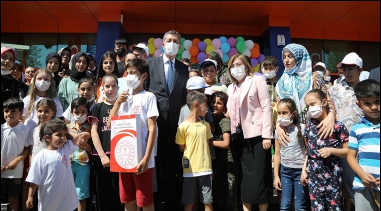Milli Eğitim Bakanı Ziya Sel&ccedil;uk Gaziantep'te...