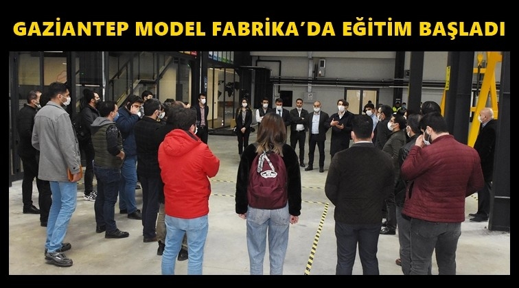 Model Fabrika'da fragman eğitimleri