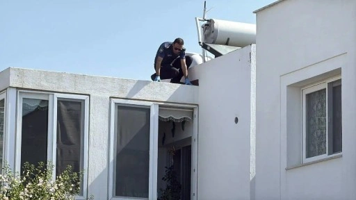 Muğla'da çatıdan düşen emekli polis hayatını kaybetti!