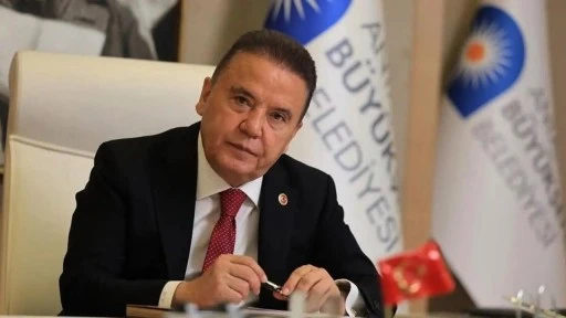 Muhitin B&ouml;cek, yeniden hastaneye kaldırıldı!